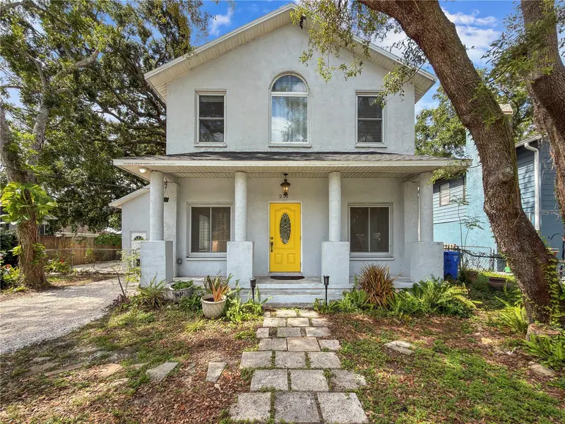 211 E 131st Ave, FL
