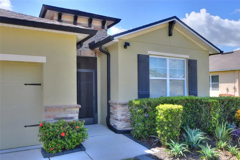 5852 Marsh Landing Dr, FL