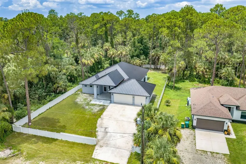 1853 Della Dr, FL