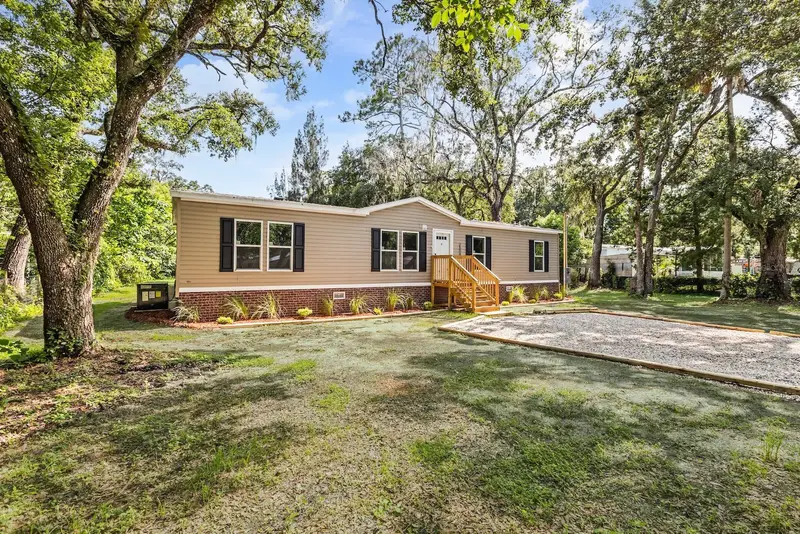 25046 Celestial St, FL