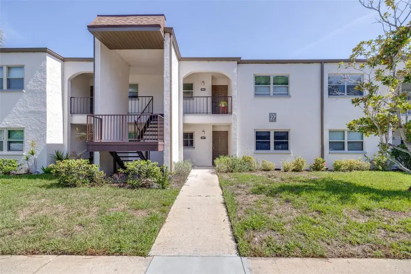 7701 Starkey Rd #528, FL