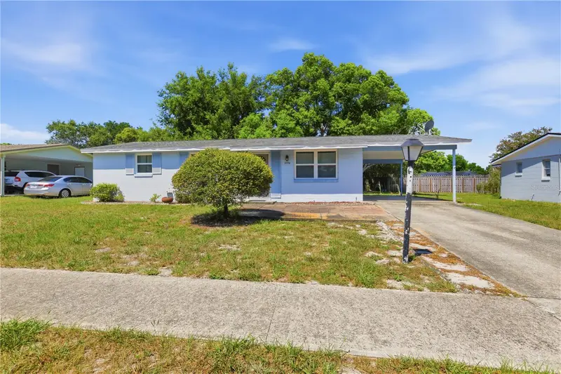 2456 Kimberly Dr, FL