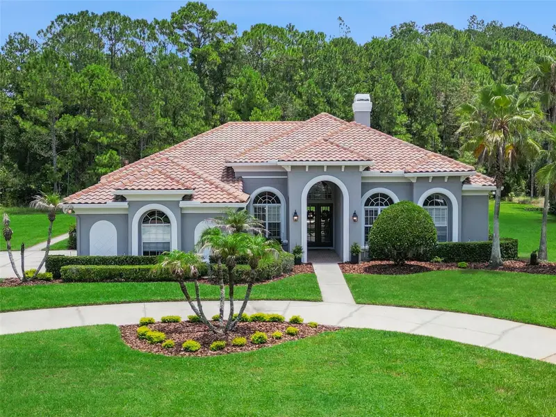 657 Shadowmoss Cir, FL