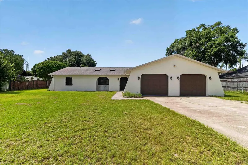 4840 Lake Cecile Dr, FL