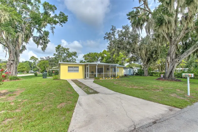 1675 N Tate Ave, FL