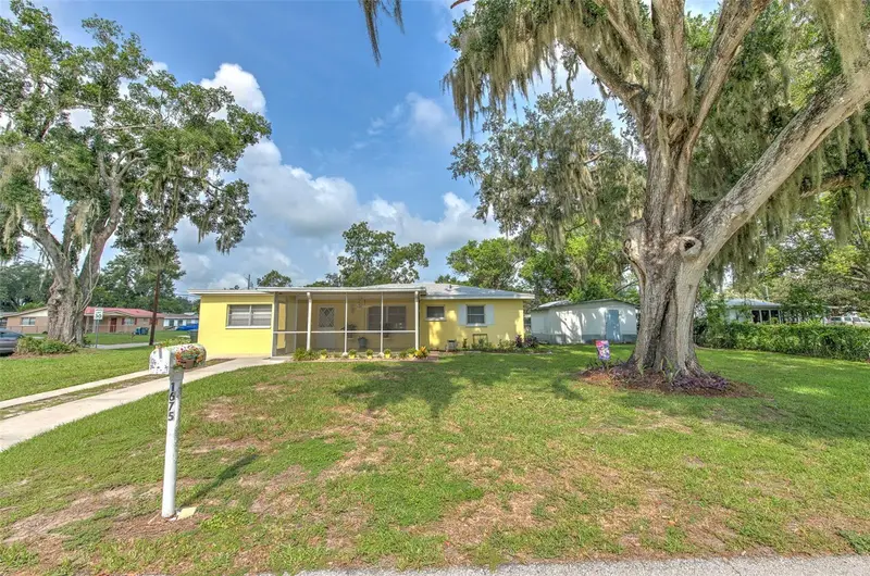1675 N Tate Ave, FL