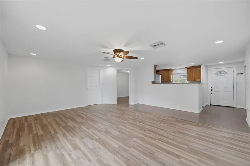 2804 Applewood Dr, FL