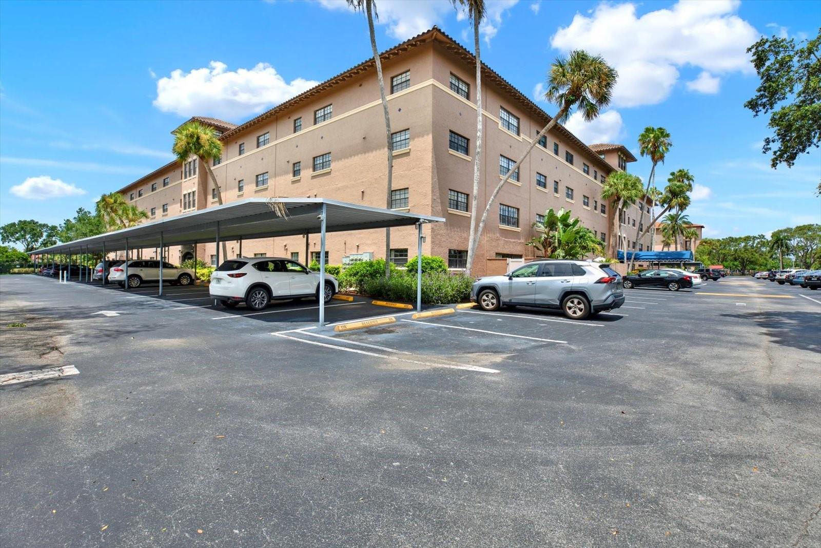 6100 Gulfport Blvd S #111, FL