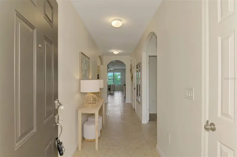 8905 Excelsior Loop, FL