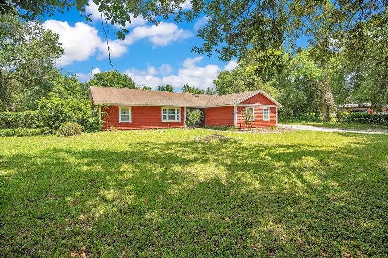 121 Azalea Rd, FL