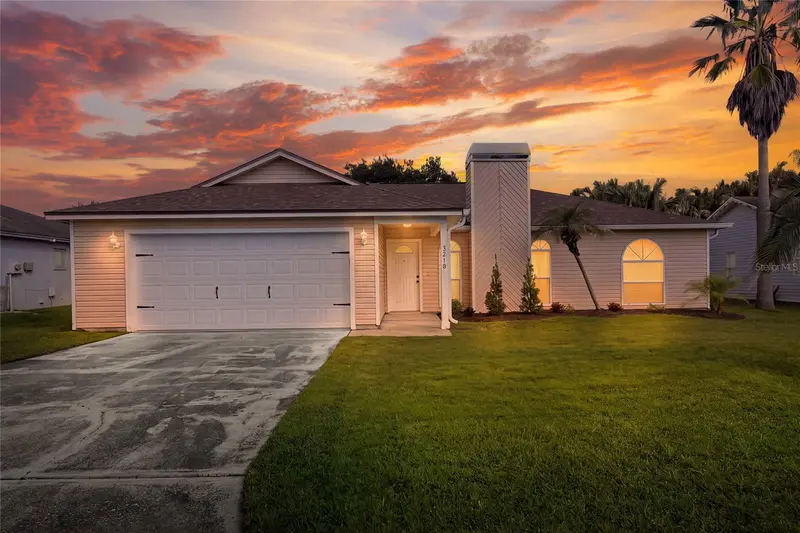3210 Thoroughbred Loop, FL