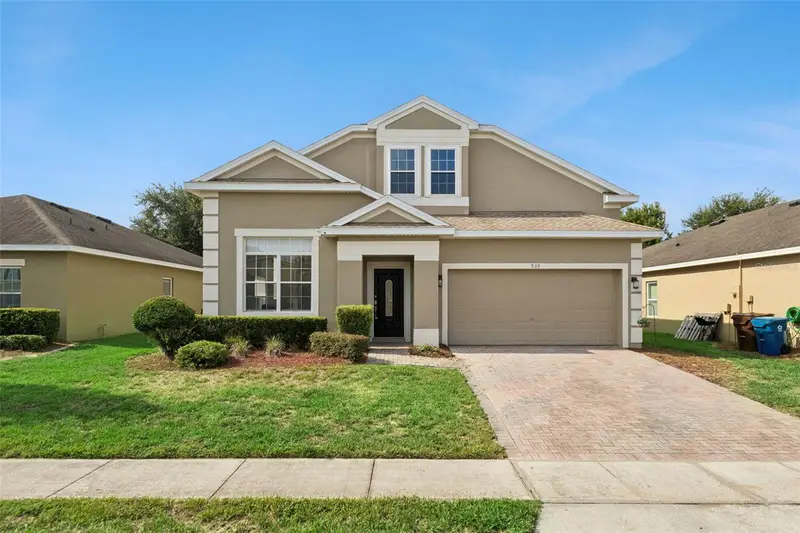 939 Andalusia Loop, FL
