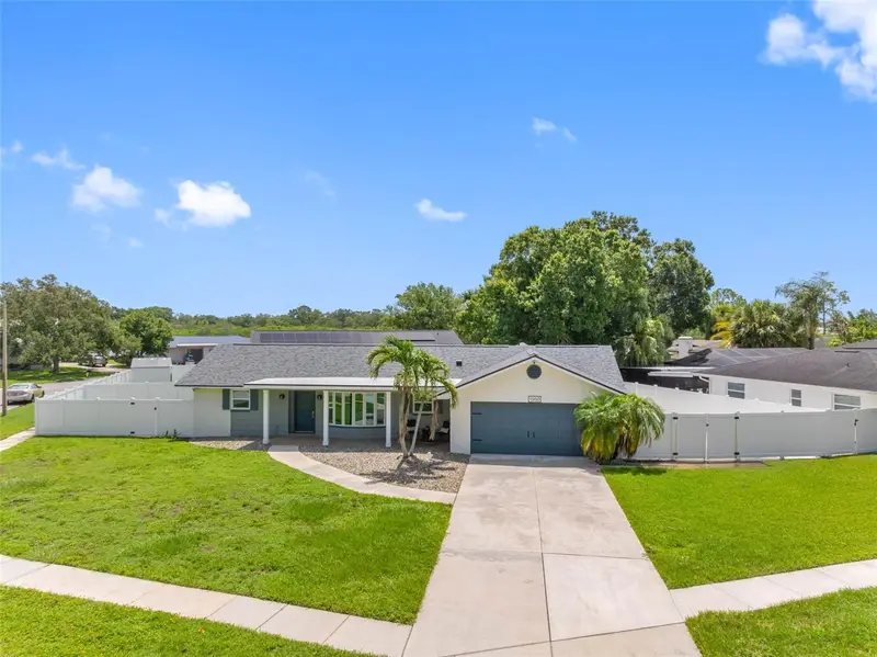 1950 Arvis Cir W, FL