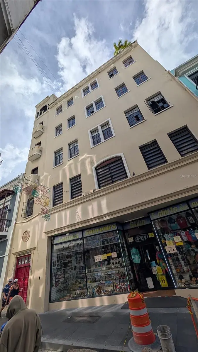 302 Calle Fortaleza, PR