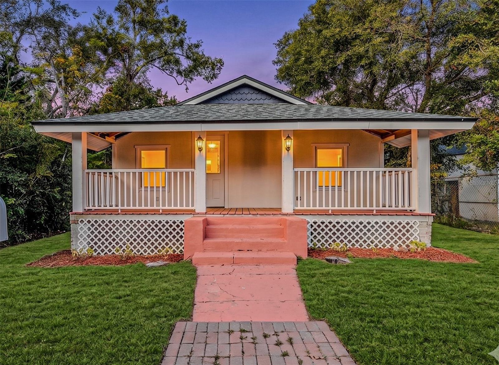253 Selden Ave, FL