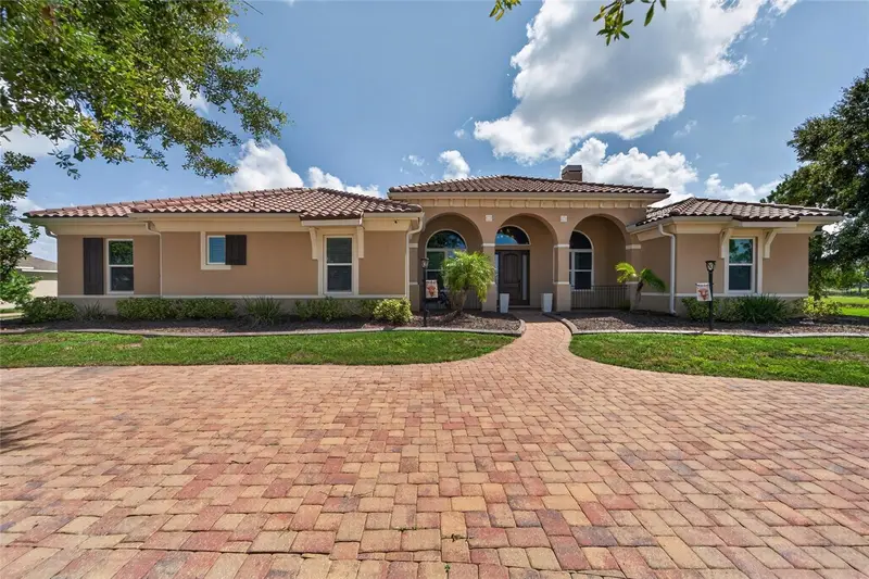 5207 Lake Venice Dr, FL