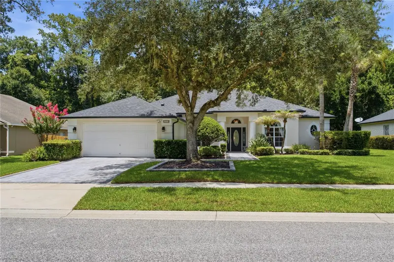223 Blue Creek Dr, FL