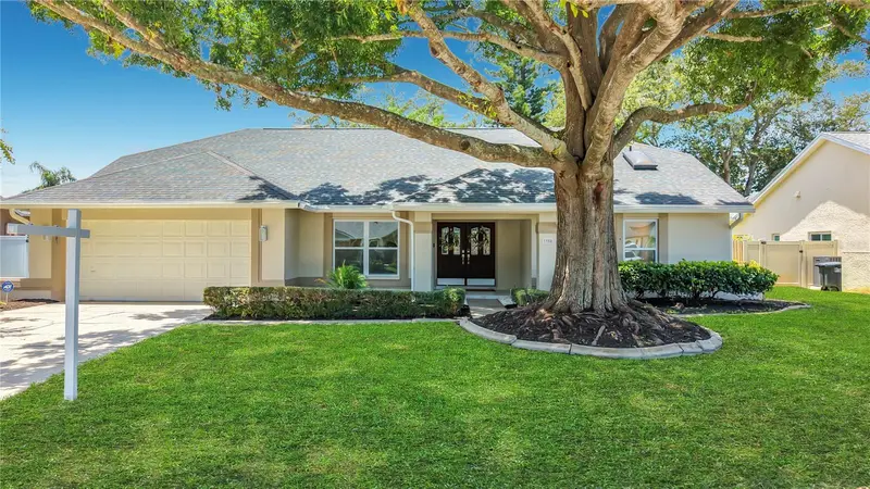 3390 Lake Shore Ln, FL