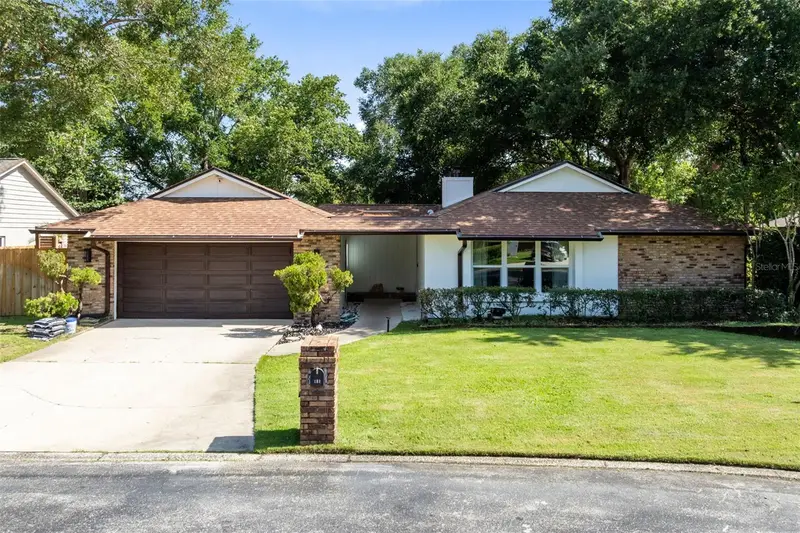 120 Trafalgar Pl, FL