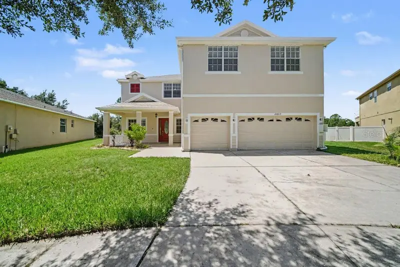 20009 Oakflower Ave, FL