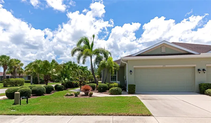 250 Capulet Dr, FL
