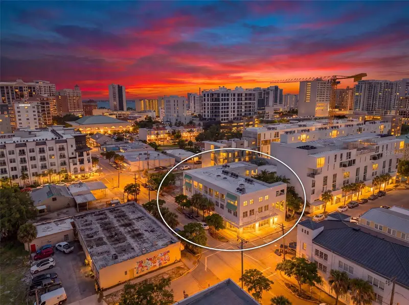 433 Central Ave, FL