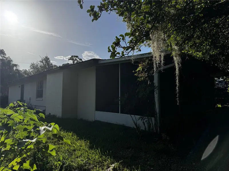 4051 Se 20th Ct, FL