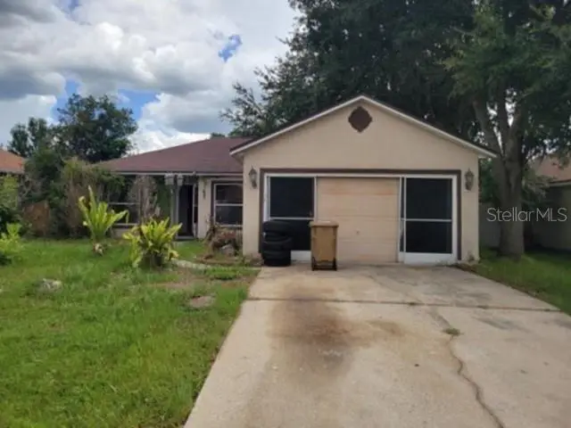 713 Toulon Dr, FL