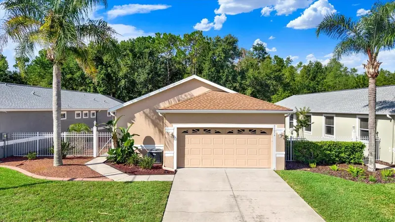 21054 Diamonte Dr, FL