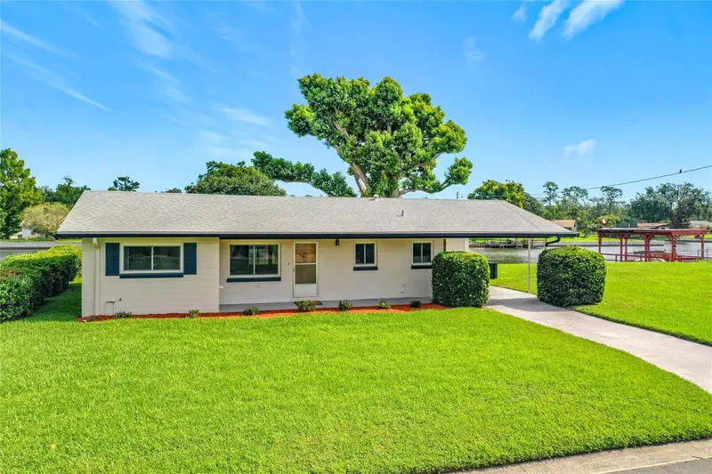 13225 Country Club Dr, FL