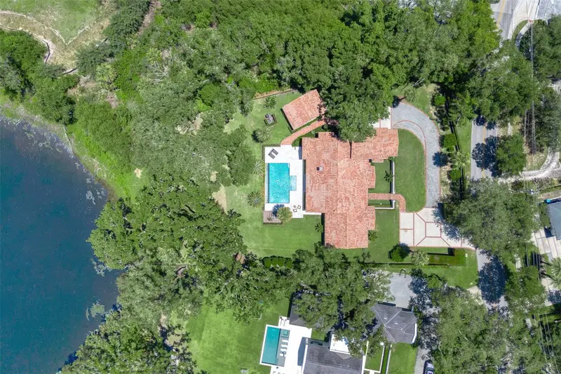 2525 Temple Dr, FL