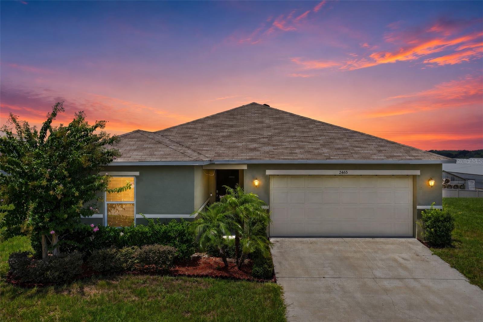 2465 Begonia St, FL