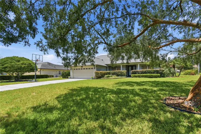 23354 Oak Prairie Cir, FL