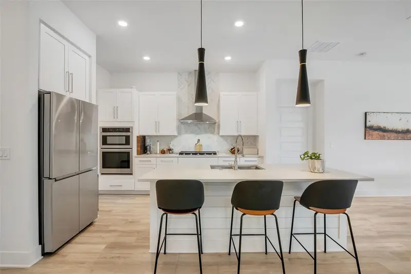 15009 Lebeau Loop, FL