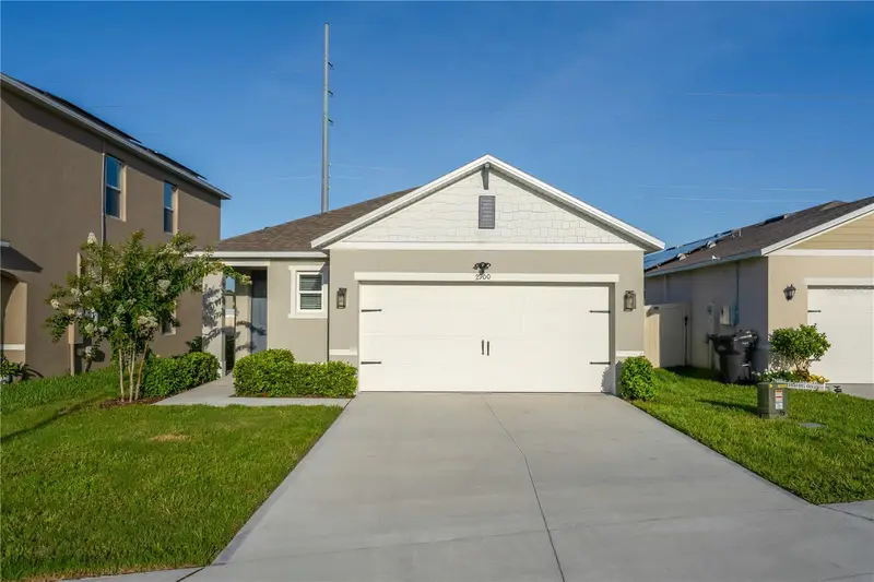 2900 Waterlily Way, FL