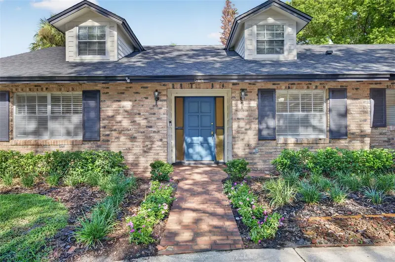 564 Brookside Cir, FL