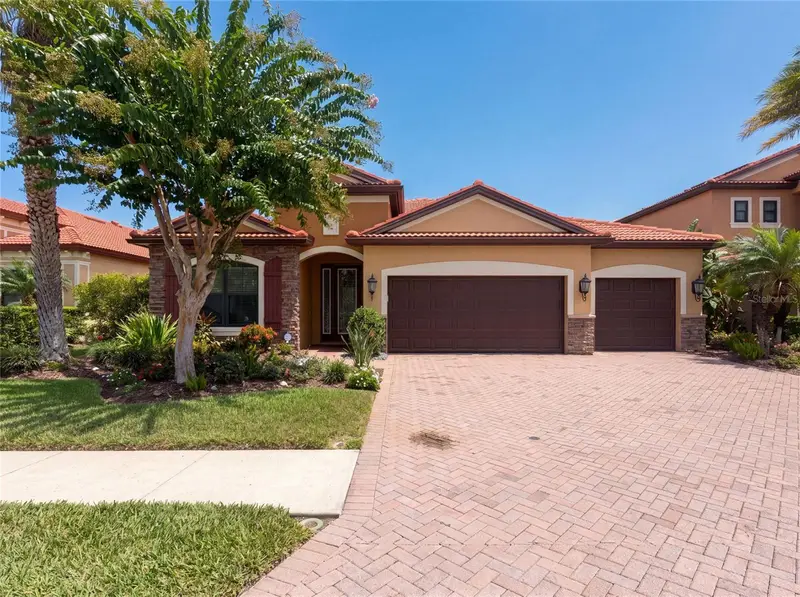 2575 Grand Lakeside Dr, FL