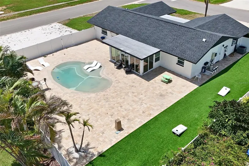 7221 15th Avenue Drive W, FL