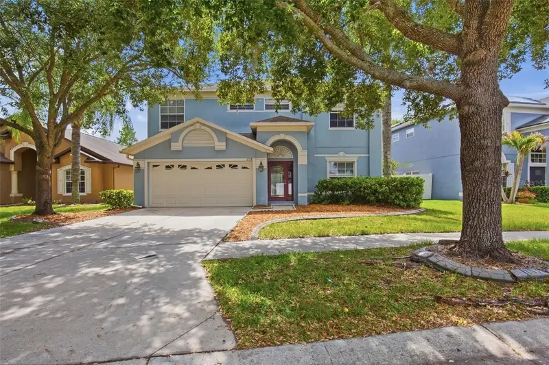 18318 Holland House Loop, FL