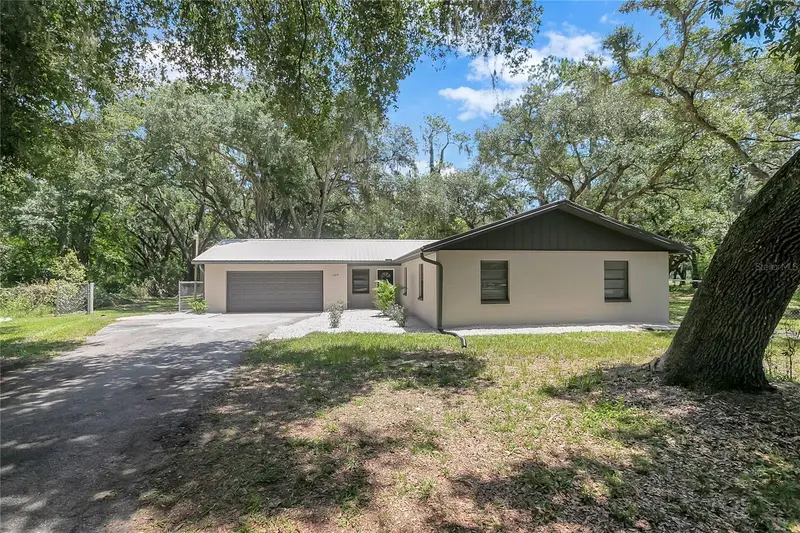 1609 Itchepackesassa Dr, FL