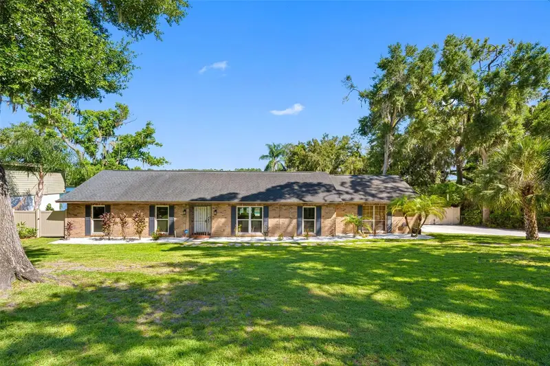 4221 River Hills Dr, FL