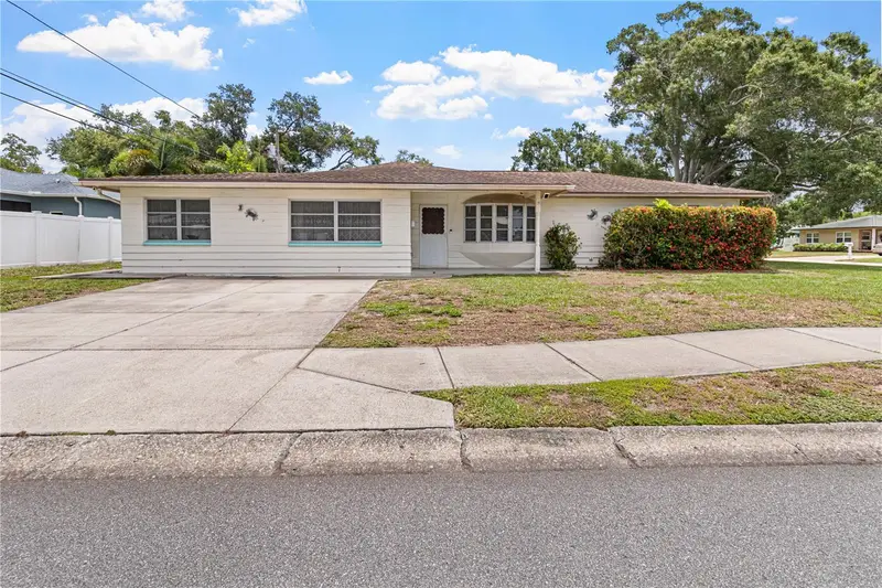 5331 98th Way N, FL