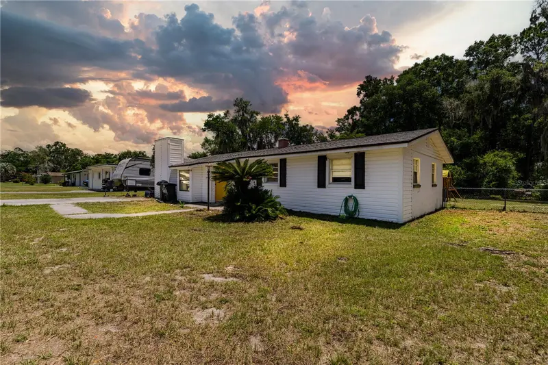 294 Se Tribble St, FL