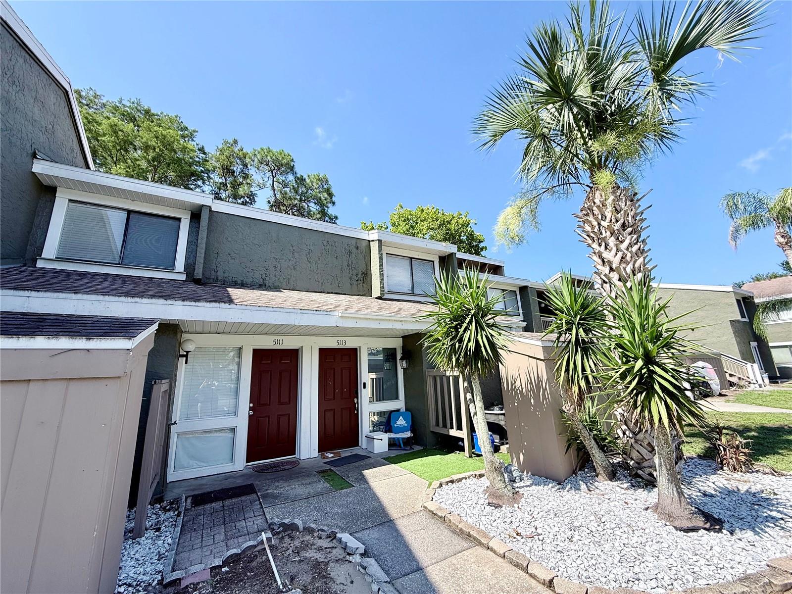5111 Eaglesmere Dr #D10, FL