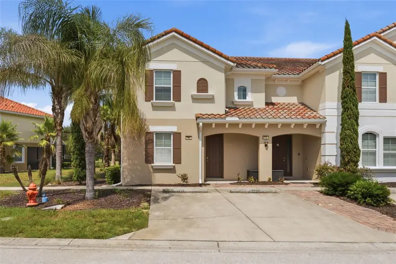 4702 Terrasonesta Dr, FL