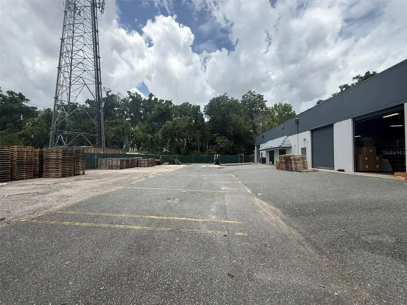 810 Nw 25th Ave #100, FL