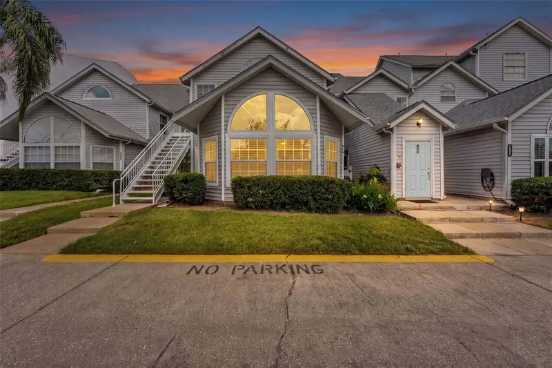 12237 Armenia Gables Cir, FL