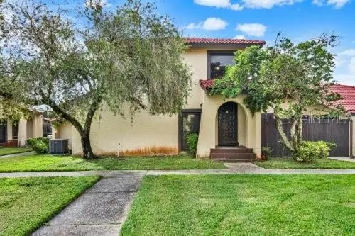 451 Hunter Cir, FL