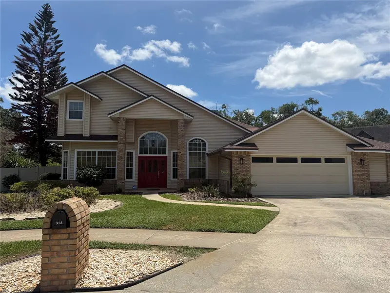 313 Macarthur Pl, FL