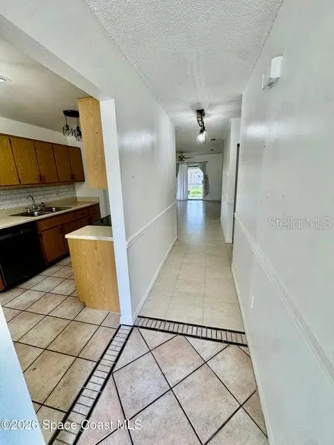 1220 Cheney Hwy #D, FL